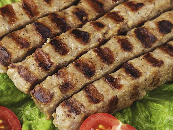 Kebapche (Viande allongée aux épices)